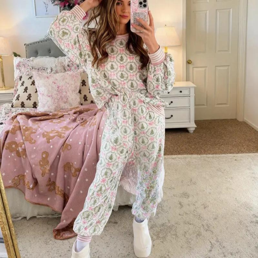 Mama Claus Cashmere Pajama Set